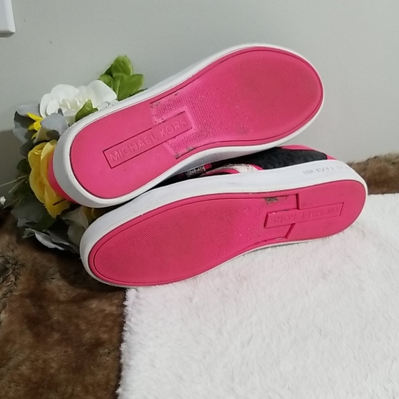 Michael Kors sneakers size 9.5 - Picture 6 of 8